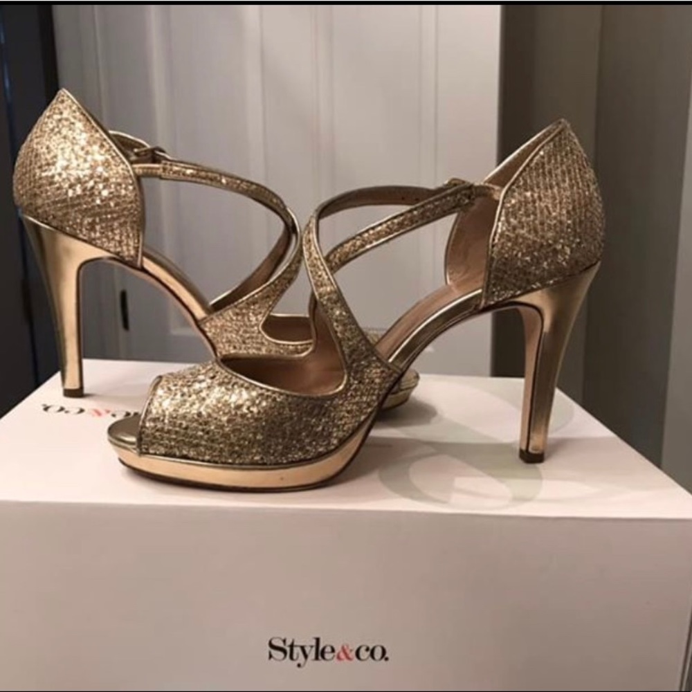 Ladies heels